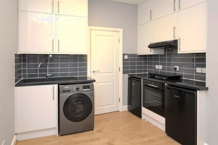 1 Bedroom Apartment To Rent In Langham Road, Turnpike Lane, N15