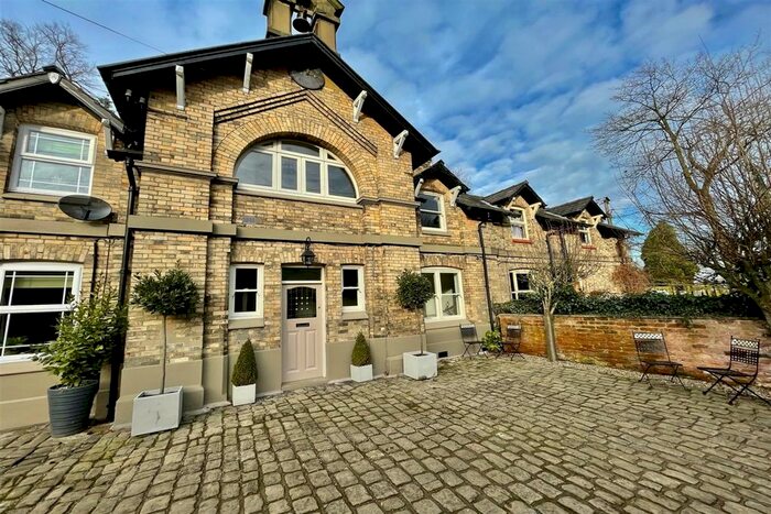 3 Bedroom Mews House To Rent In Walton Lea Cottage, Chester Road, Higher Walton, Warrington, WA4