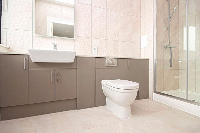 2 Bedroom Flat To Rent In Broadwater Road, Welwyn Garden City, AL7