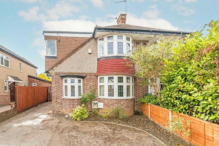 4 Bedroom House To Rent In Matlock Way, New Malden, KT3