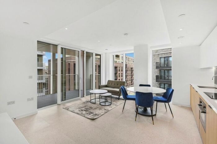 1 Bedroom Flat To Rent In Cendal Crescent, London, E1