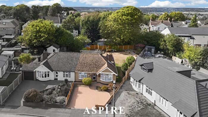 3 Bedroom Semi-Detached Bungalow For Sale In Thames Close, Rayleigh, SS6