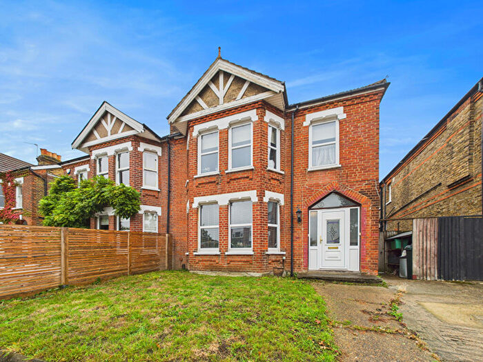 1 Bedroom Flat To Rent In Farnaby Road, Bromley, Kent, BR1