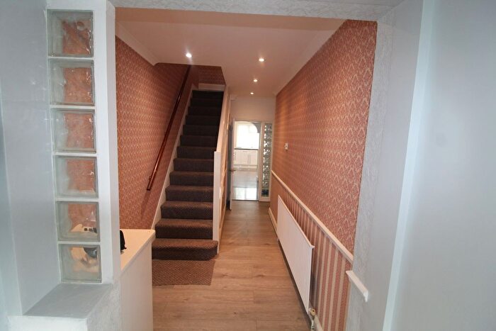 3 Bedroom Terraced House To Rent In Tudor Road, Hayes, UB3