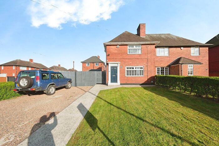 3 Bedroom Semi Detached House For Sale In Rotherham Road, Sheffield, South Yorkshire, S21
