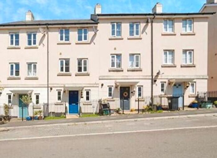 3 Bedroom Town House For Sale In Roscoff Road, Dawlish, EX7