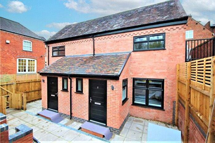 1 Bedroom House To Rent In High Street, Bromsgrove, Worcestershire, B61