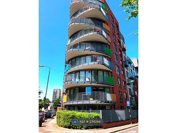 2 Bedroom Flat To Rent In Canada Court, London, SE18