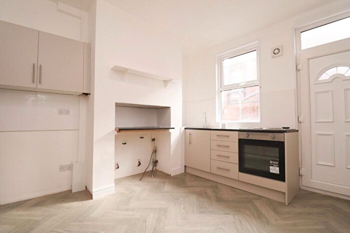 3 Bedroom Terraced House To Rent In Victoria Grove, Leeds, West Yorkshire, LS9