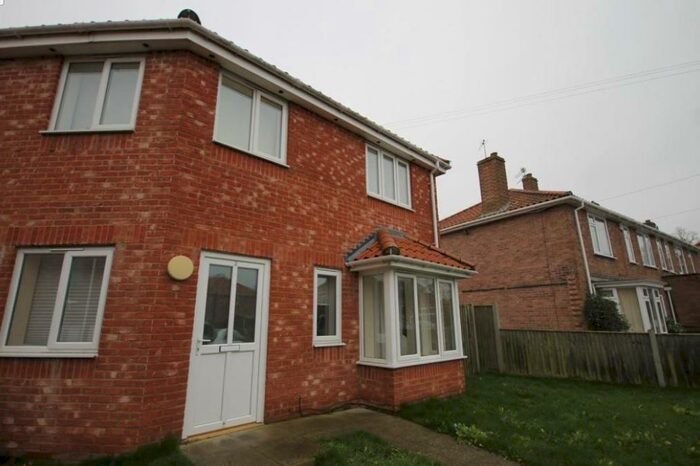 4 Bedroom House To Rent In Filby Close, Norwich, NR5