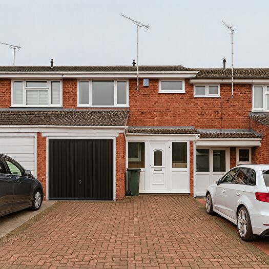 3 Bedroom Terraced House To Rent In Bryanston Close, Coventry, CV2
