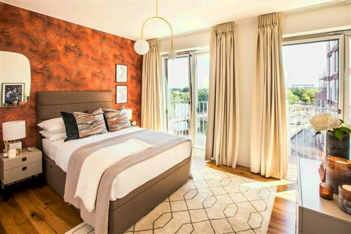 3 Bedroom Flat To Rent In Sugar House Lane Sugar House Island, E15