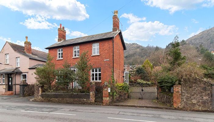 3 Bedroom Detached House For Sale In Cowleigh Road, Malvern, Worcestershire, WR14
