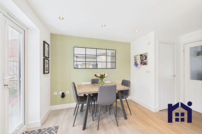 3 Bedroom Semi-Detached House For Sale In Booth Avenue, Chorley, PR7