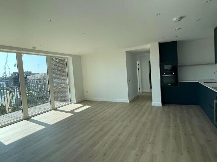 3 Bedroom Flat To Rent In Affinity House, Beresford Avenue, Wembley, Middlesex, HA0