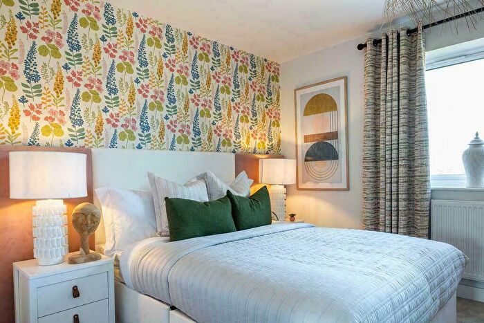 4 Bedroom Link Detached House For Sale In Wintringham, Bret Road, St Neots, PE19