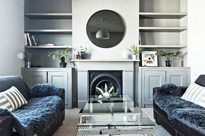 2 Bedroom Flat To Rent In Chaplin Road, London, NW2