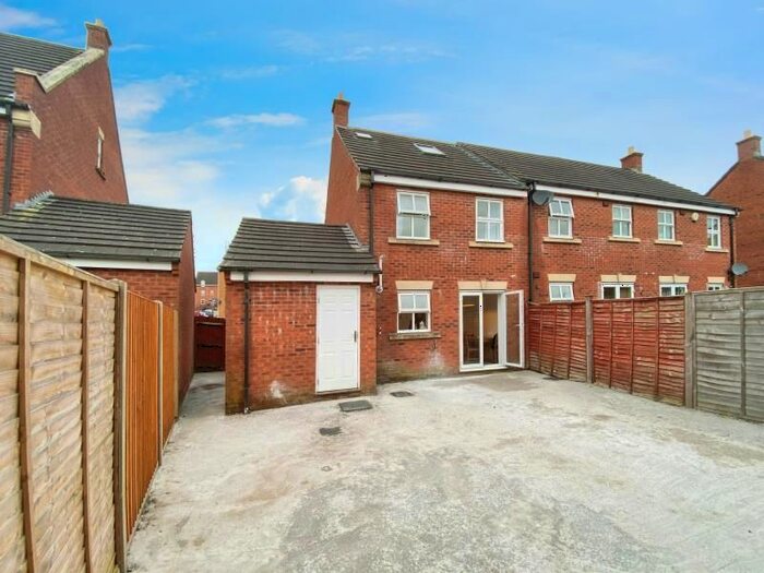 4 Bedroom End Of Terrace House To Rent In Wright Way, Stoke Park, Bristol, BS16