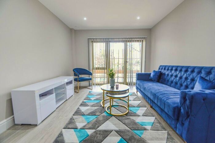 1 Bedroom Apartment To Rent In Station Road, Langley, Berkshire, SL3