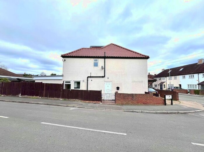 2 Bedroom End Of Terrace House To Rent In Woodgate Avenue, Chessington, Surrey., KT9