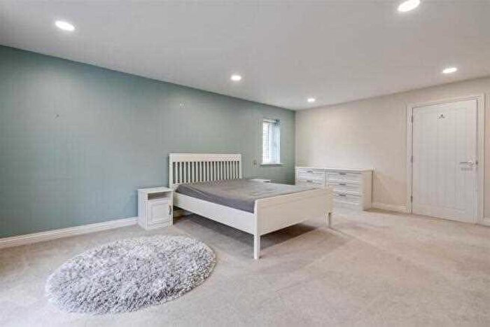 5 Bedroom Detached House To Rent In Alderbrook Road, Solihull, B91