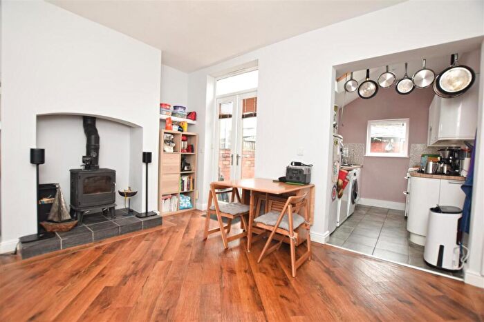 4 Bedroom Terraced House For Sale In Rochdale Road, Middleton, Manchester, M24