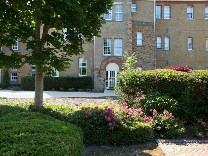 2 Bedroom Apartment To Rent In Knaphill, Woking, GU21