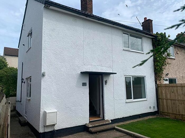 3 Bedroom House To Rent In Harvey Court, Bolsover, Chesterfield, S44