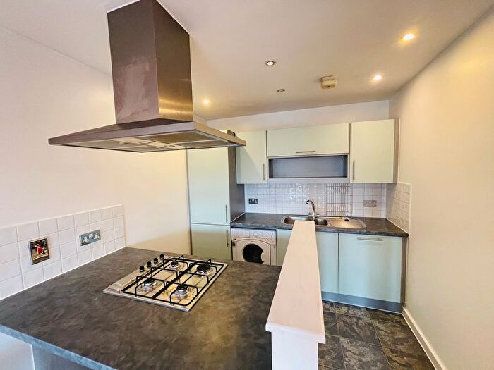 1 Bedroom Flat To Rent In Foundry Gate, Waltham Cross, EN8