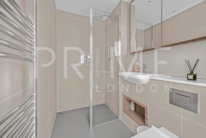 2 Bedroom Apartment To Rent In Lombard Wharf, Lombard Road, Battersea, SW11