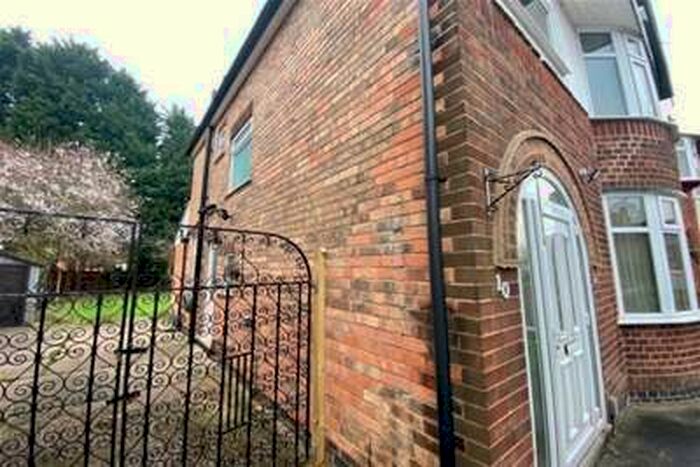 3 Bedroom House To Rent In Kingswood Road, Wollaton, NG8