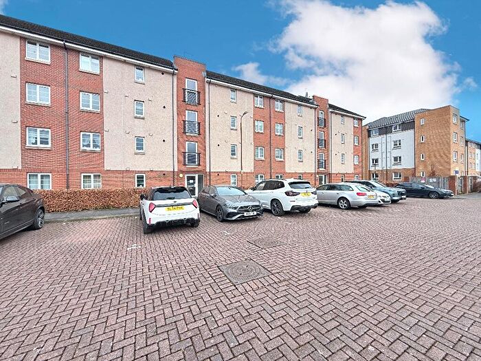 2 Bedroom Flat For Sale In Flat, Mcdonald Crescent, Falkirk, FK2