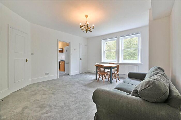 2 Bedroom Flat To Rent In Mowbray Road, Brondesbury, NW6