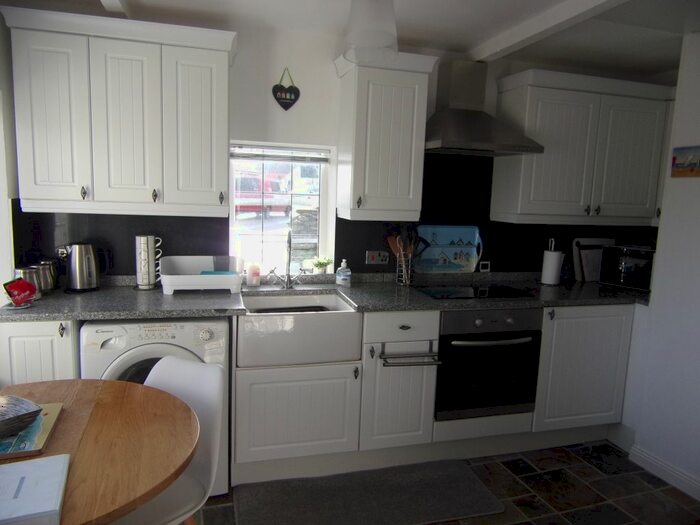 1 Bedroom Detached Bungalow To Rent In High Street, Delabole, Cornwall PL33