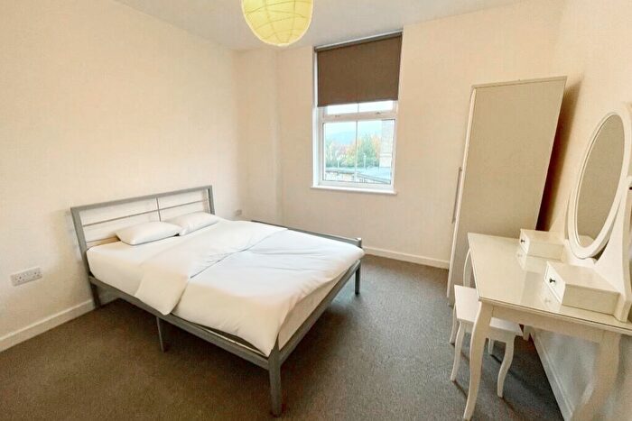 2 Bedroom Flat To Rent In Albert Terrace Road, Sheffield, S6