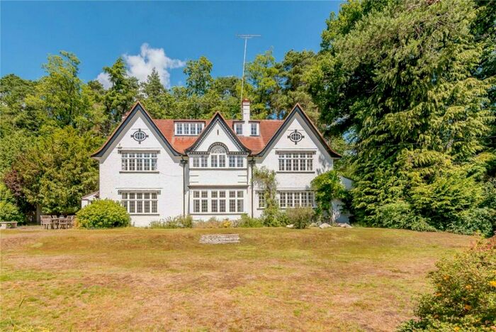 6 Bedroom Detached House To Rent In Frensham Vale Lower Bourne, GU10