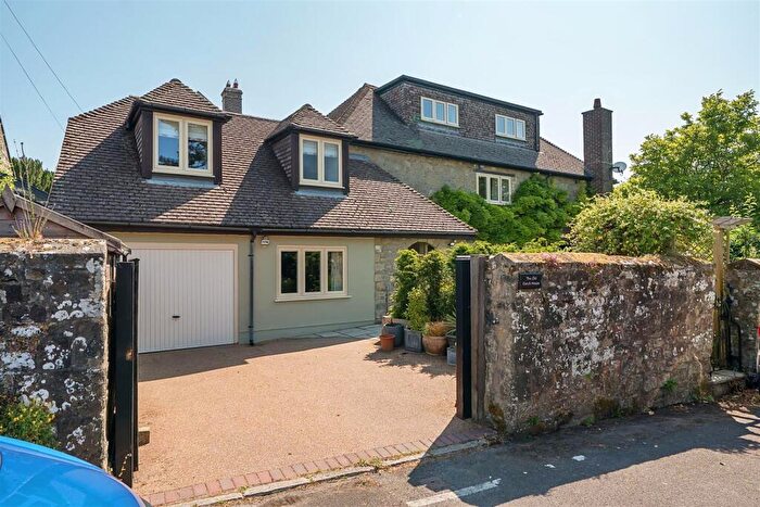 4 Bedroom Detached House For Sale In Abbey Walk, Shaftesbury, SP7