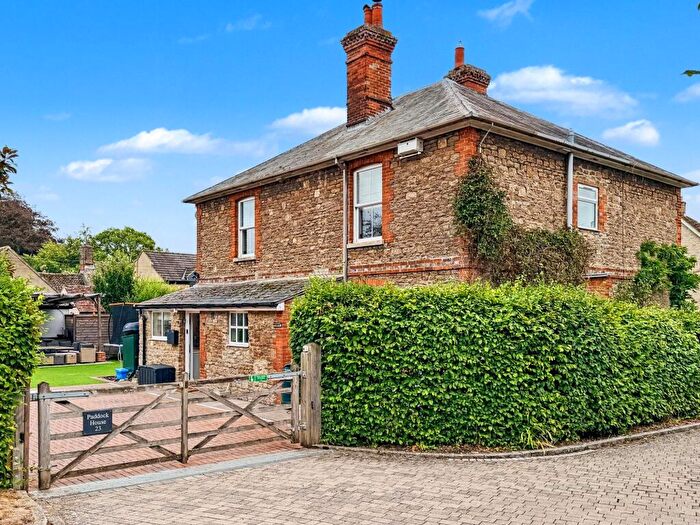 4 Bedroom Detached House For Sale In Packhorse Lane, Marcham, OX13