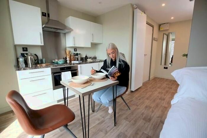 Studio To Rent In York Street, Belfast, BT15