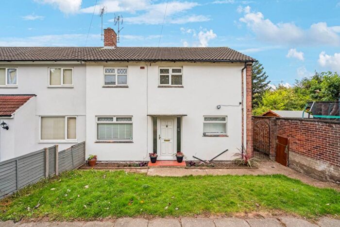 3 Bedroom End Terrace House For Sale In The Gossamers, Watford, WD25