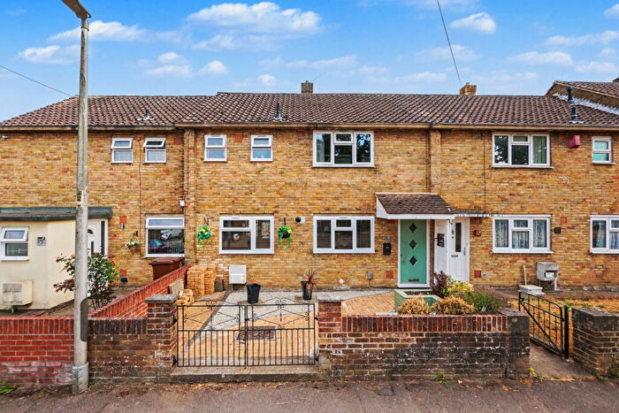 3 Bedroom Terraced House For Sale In Pimpernel Way, Weeds Wood, Chatham, ME5
