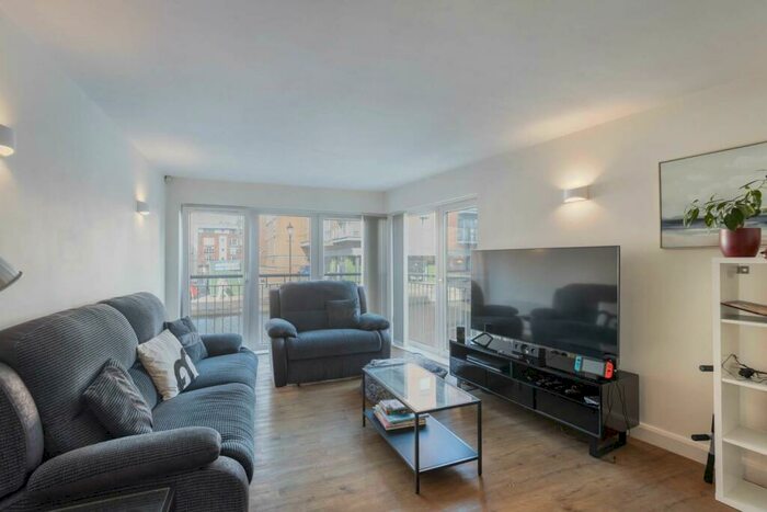 2 Bedroom Apartment To Rent In Washington Wharf, Granville Street, B1