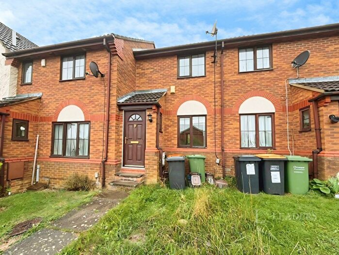 2 Bedroom Terraced House To Rent In Cromer Way, Luton, Bedfordshire, LU2