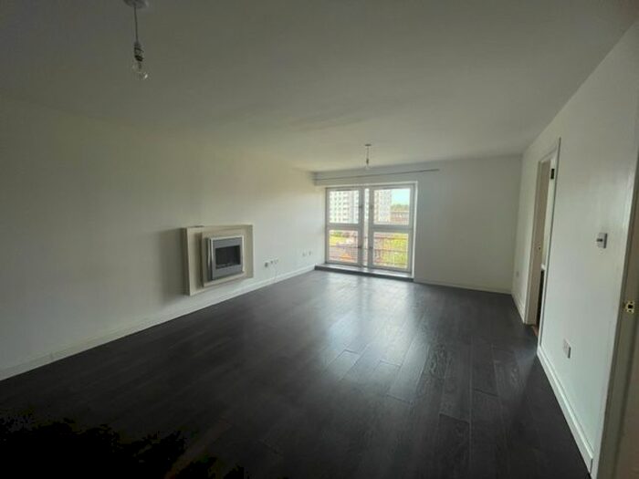 2 Bedroom Flat To Rent In Caledonian Court, Lochee West, Dundee, DD2