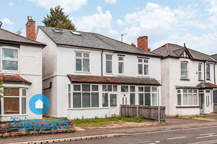 6 Bedroom Semi-Detached House To Rent In Fletcher Road, Beeston, NG9