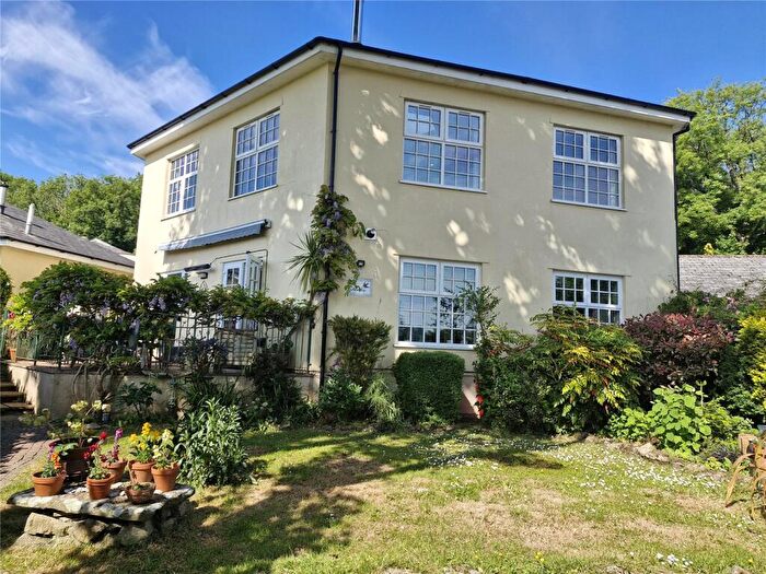 2 Bedroom Apartment For Sale In Widworthy Court, Wilmington, Honiton, Devon, EX14