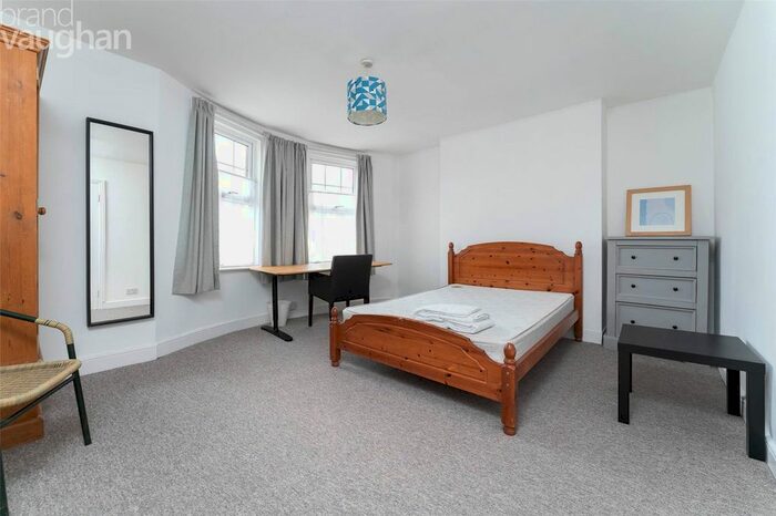 5 Bedroom Flat To Rent In London Road, Brighton, BN1