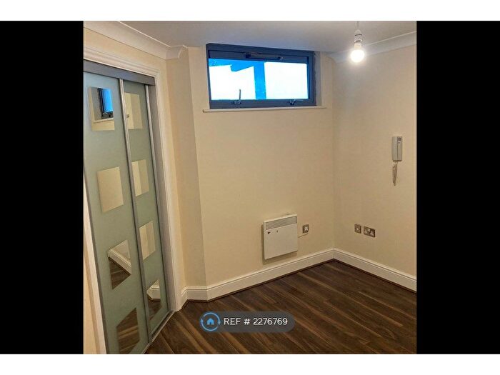 Studio To Rent In Broadway Plaza, Edgbaston, Birmingham, B16