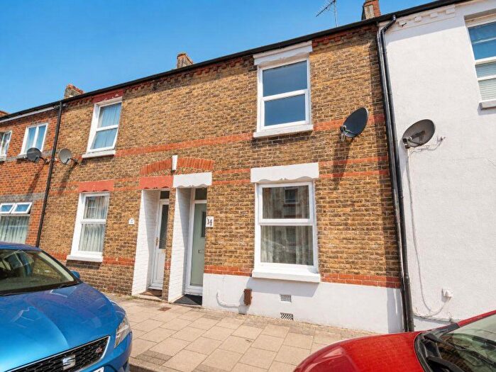 2 Bedroom Terraced House To Rent In Leonard Road, Gosport, PO12