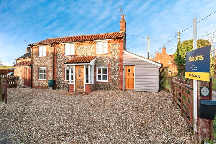 2 Bedroom Detached House For Sale In The Street, Little Ryburgh, Fakenham, North Norfolk, NR21